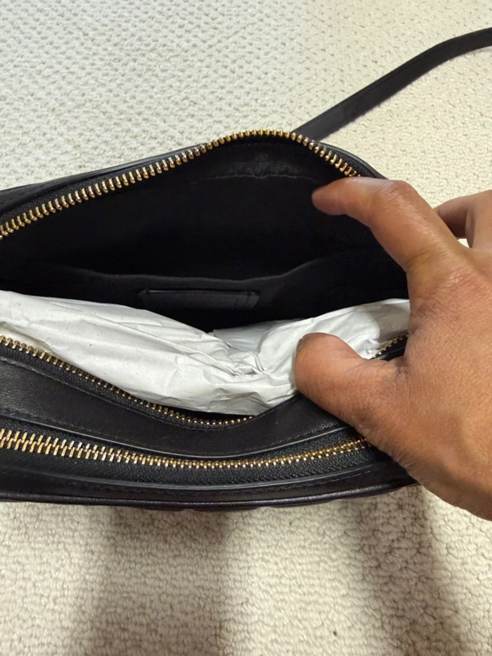 Coach Jess PuffyQuilted Leather Camera Crossbody Bag Black & Gold - C1569 - Picture 3 of 10